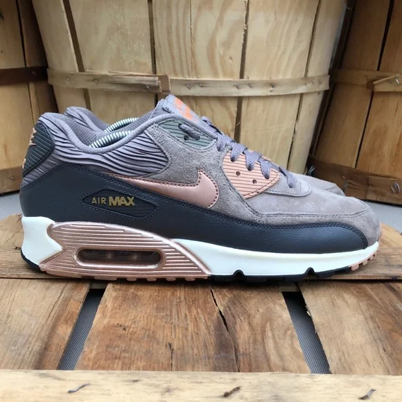 Nike Air Max Women's Sneakers - Black and Brown - Picture 1 of 6